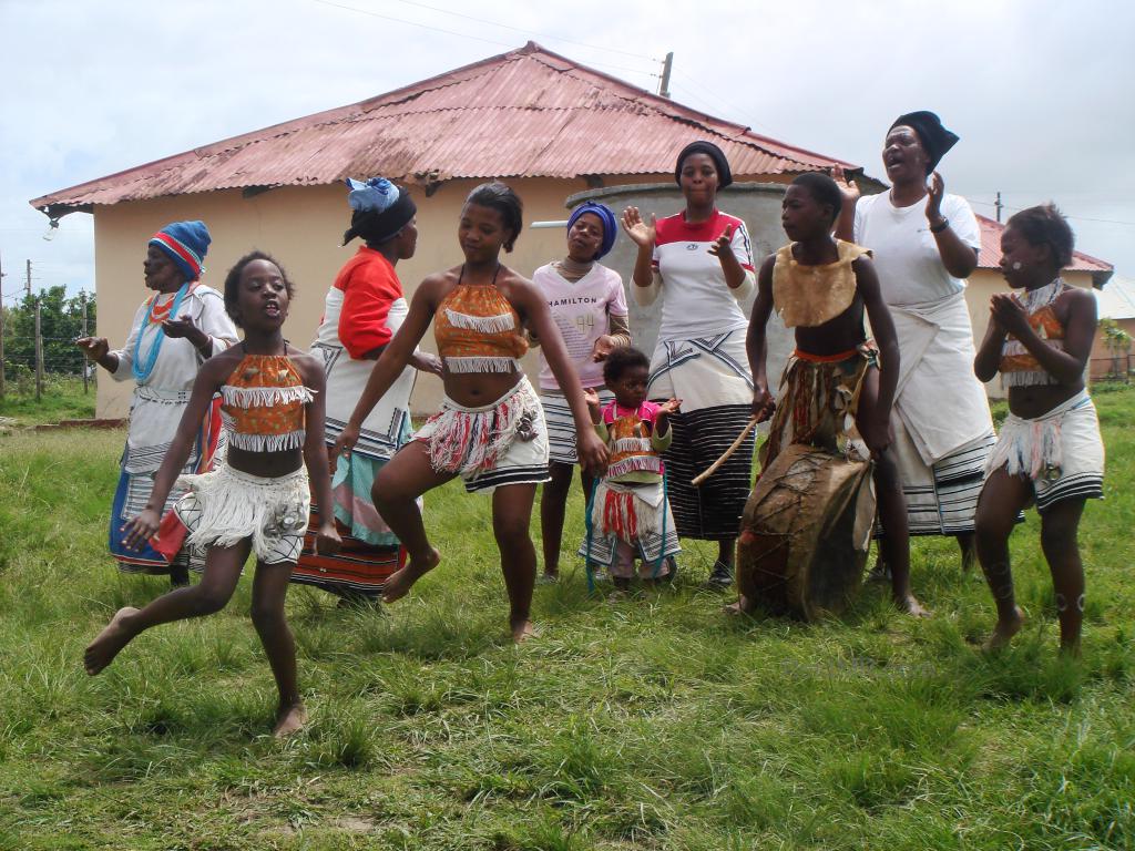 Village Dance, nine dancers