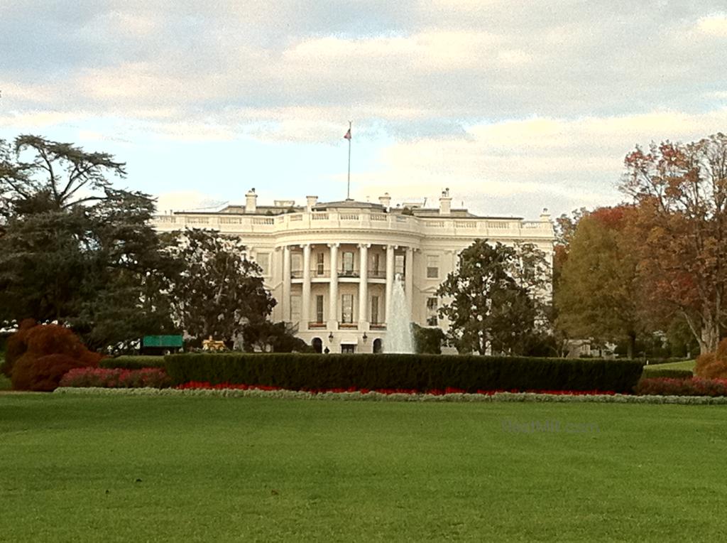 White House frontal photo