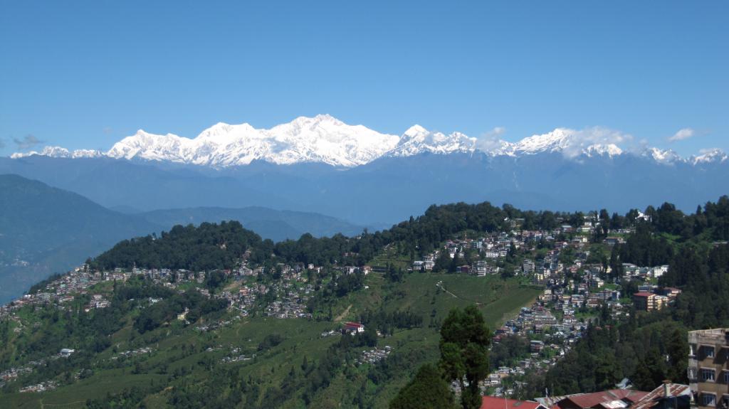 Another Darjeeling view of the Himalayan range