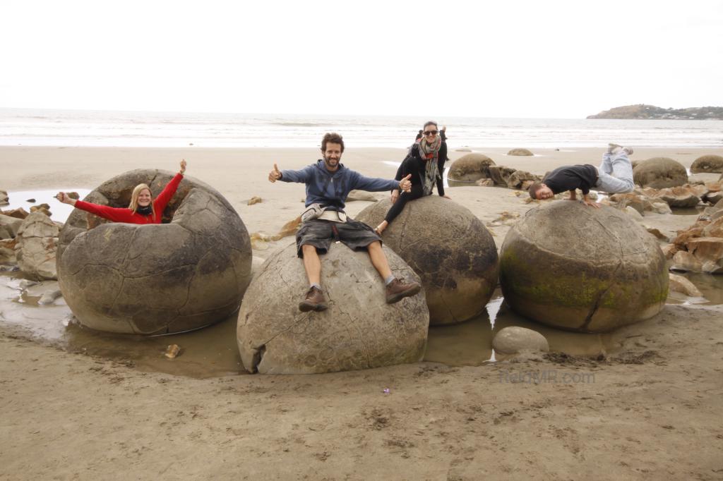 Laura, Alberto, Kate, and I at the Moeraki Boulders. Image copyright 2013 Alberto Rada, used with permission.